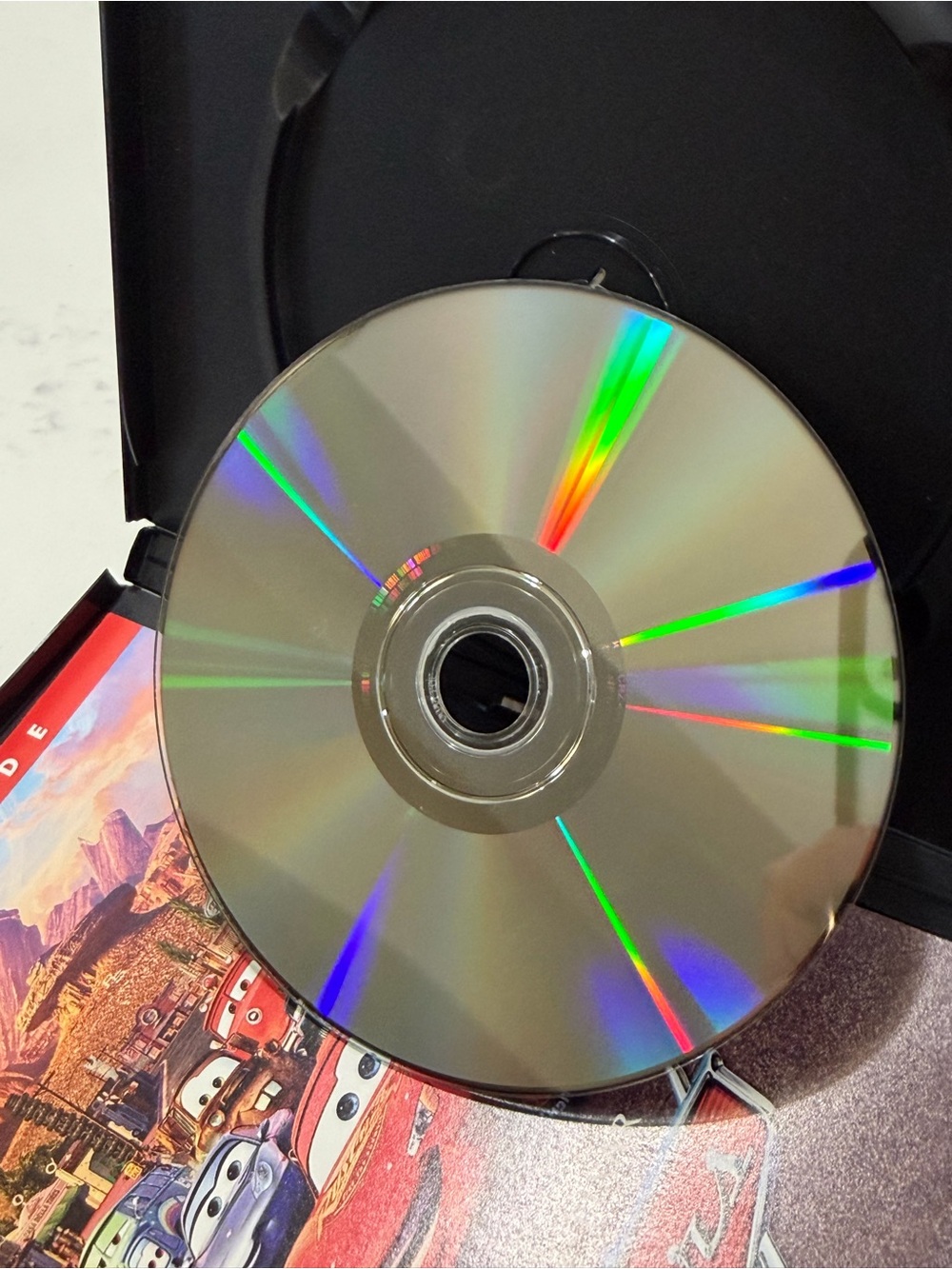 Cars DVD - Red - Picture 6 of 6